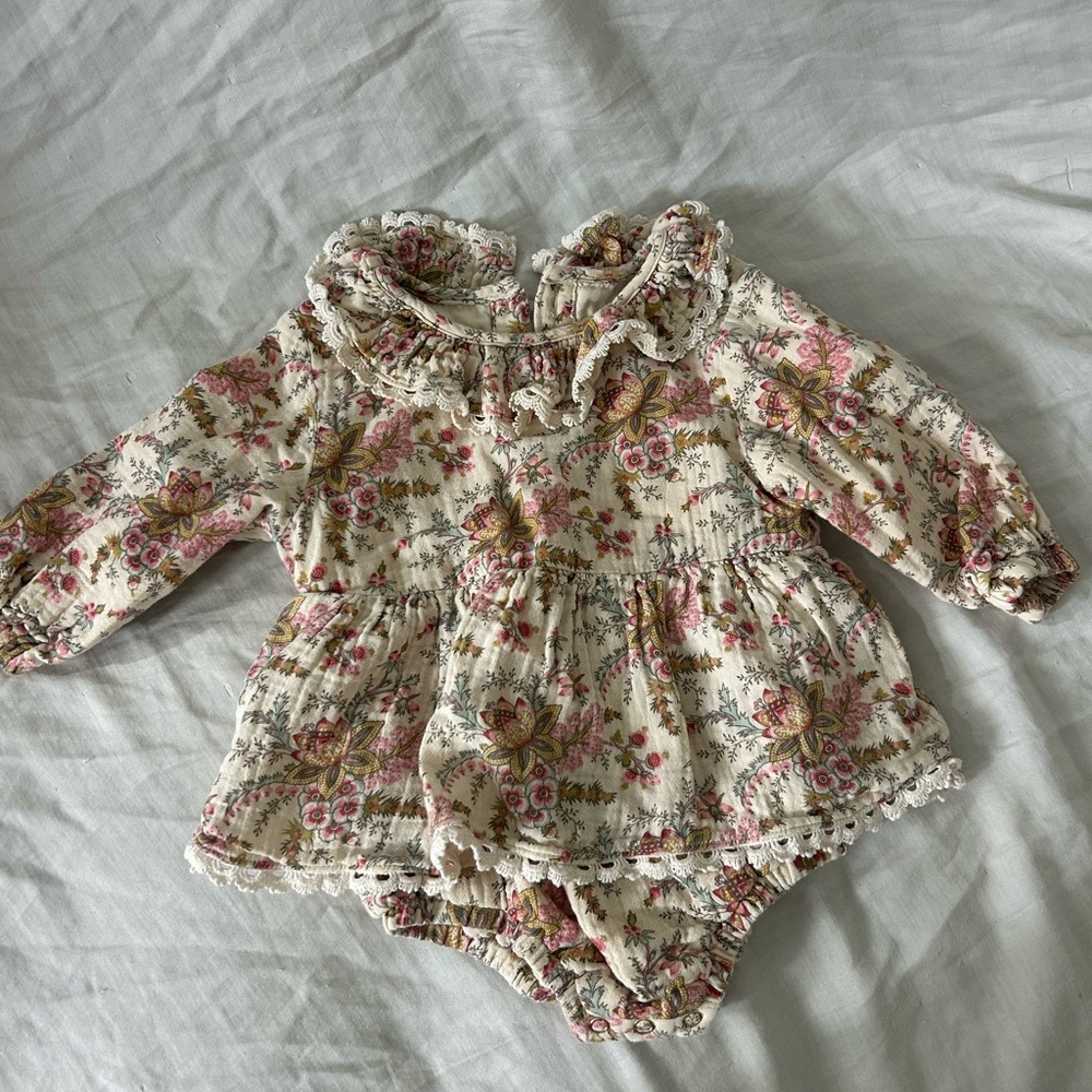 Louise Misha floral lace trim bubble long sleeve dress with shorts